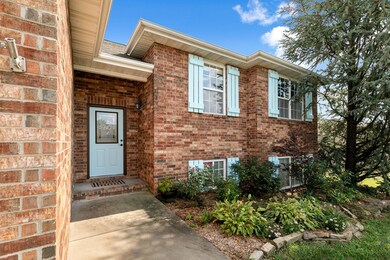 RE_738TaylorWay-3