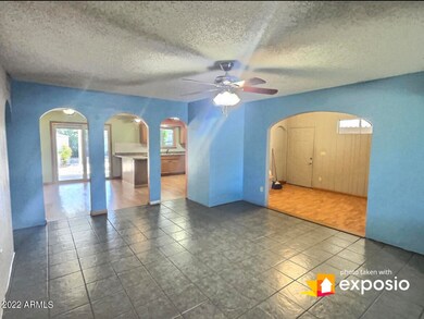 2217 N 51st Dr, Phoenix, AZ 85035 - photo 4