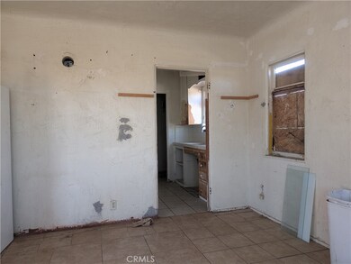 6596 La Buena Tierra Ave, Twentynine Palms, CA 92277 - photo 2