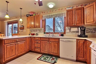 9135 Lee Place, Crown Point, IN 46307 - photo 4