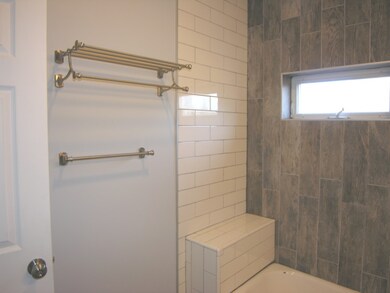 640 W 49th St unit 1RR, Chicago, IL 60609 - photo 6