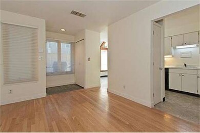 676 Huron Ave unit 11, Cambridge, MA 02138 - photo 4
