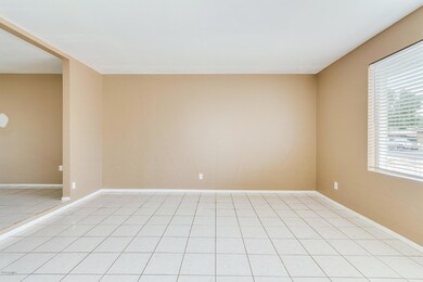 4126 W Eva St, Phoenix, AZ 85051 - photo 6