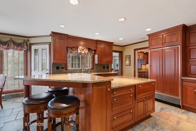 2403 Saranac Ln, Glenview, IL 60026 - photo 5