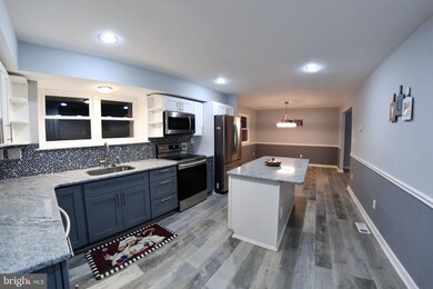 327 Alberts Way, Langhorne, PA 19047 - photo 4