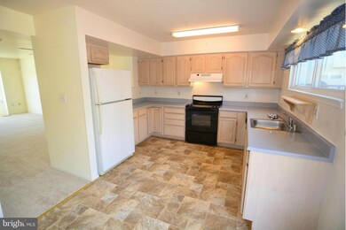 1338 Waterway Ct, Stoney Beach, MD 21226 - photo 5