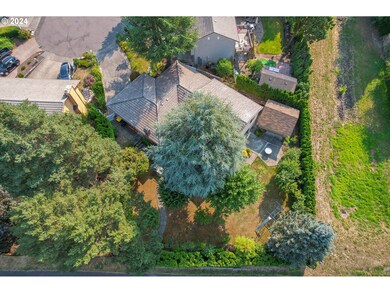 18490 SW La Paz Ct, Beaverton, OR 97007 - photo 7