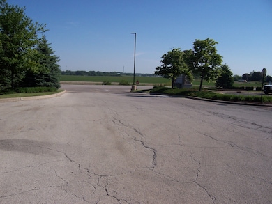 7n938 Illinois 47, Maple Park, IL 60151 - photo 2