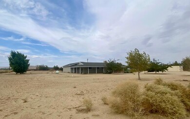 5731 Willow Ave, Rosamond, CA 93560 - photo 2