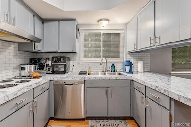 32058 Aline Dr, Warren, MI 48093 - photo 7