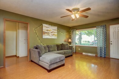 1942 S Weaver Ave-10