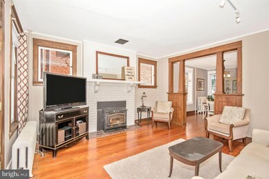 802 N Market St, Frederick, MD 21701 - photo 6