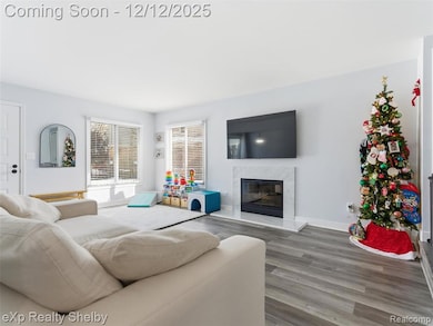 44430 Virginia Ct, Clinton Township, MI 48038 - photo 5