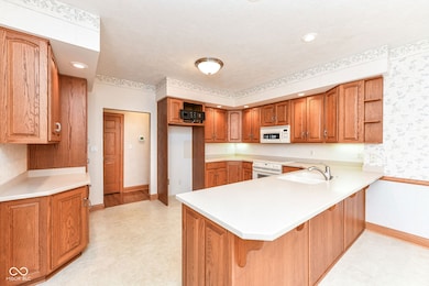 6504 Old Indiana 132, Pendleton, IN 46064 - photo 4