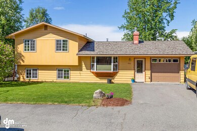 Exterior Front 8253-SMALL