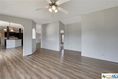 545 Armadillo Ln, Copperas Cove, TX 76522 - photo 6