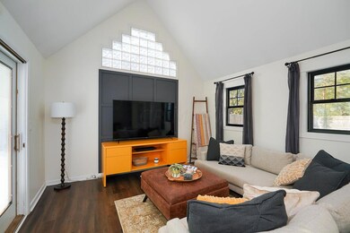 2460_Wickliffe-19