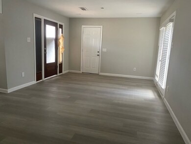 7203 Lakewood Dr, Houston, TX 77016 - photo 5