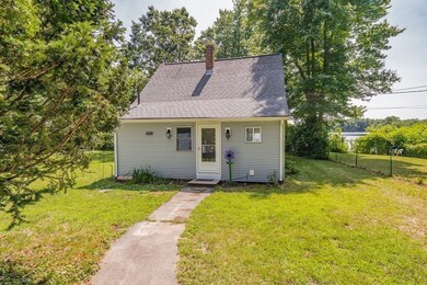 27R Glenmore St, Springfield, MA 01129 - photo 3