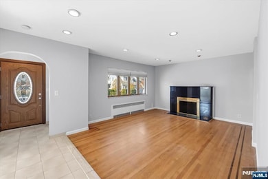 534 Kearney Ave unit 1, Cliffside Park, NJ 07010 - photo 5