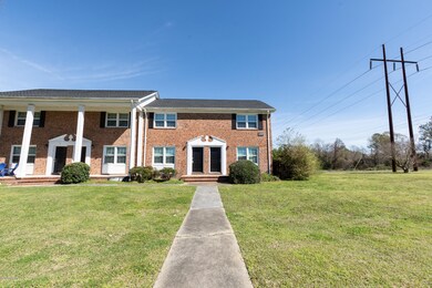 331 Richlands Ave unit 5, Jacksonville, NC 28540 - photo 2