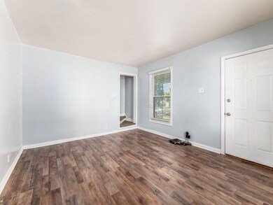 318 S Wheatland Ave, Columbus, OH 43204 - photo 5