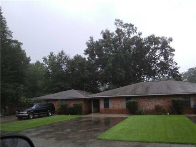 Photo. view across street