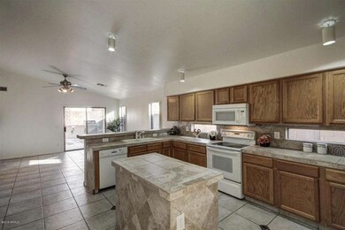 3024 E Millbrae Ln, Gilbert, AZ 85234 - photo 4