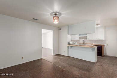 Spacious Kitchen Area