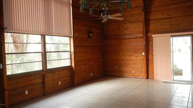 717 Missouri St 082