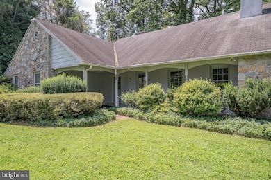 2227 N Stone Ridge Ln, Villanova, PA 19085 - photo 3