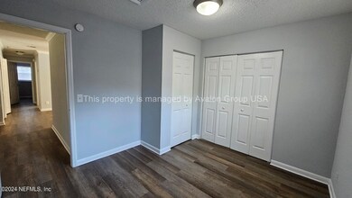 5927 Ridgeway Rd E, Jacksonville, FL 32244 - photo 5