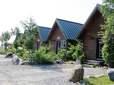 Alaska Suites