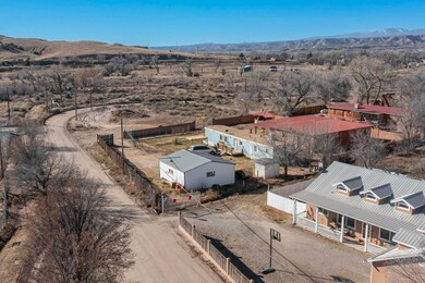 1211 Corlett Rd, Española, NM 87532 - photo 7