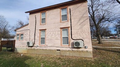 509 S Pennsylvania Ave, Columbus, KS 66725 - photo 6
