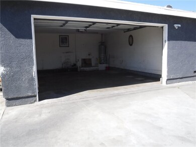 9348 Cedar St, Bellflower, CA 90706 - photo 4