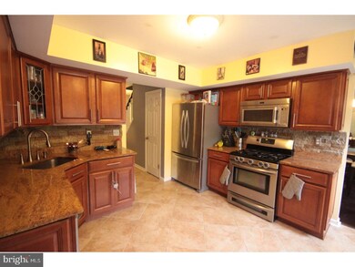 82 Amherst Dr, Burlington, NJ 08016 - photo 5