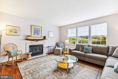 811 Bulkhead Ct, Annapolis, MD 21409 - photo 4