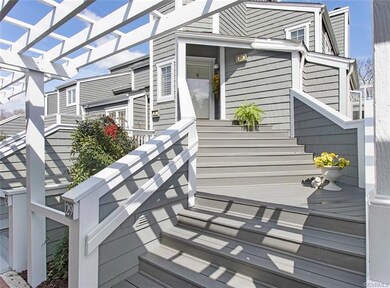 Recently painted exterior which is covered by the HOA.