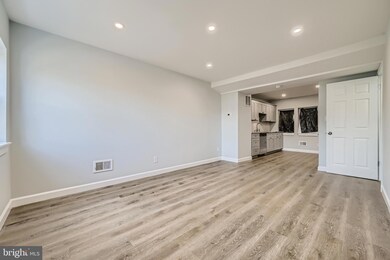 3018 Grantley Ave, Baltimore, MD 21215 - photo 5