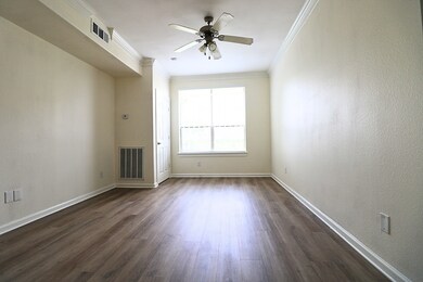 Spacious living room