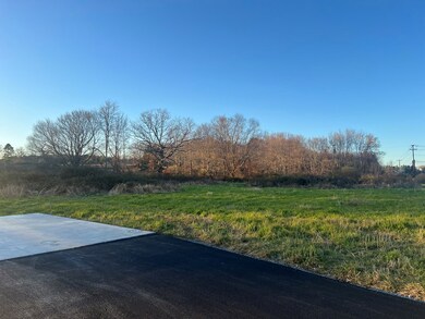 3049 Hinton Rd, Athens, WV 24712 - photo 6