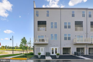 9632 Lovelace St, Manassas, VA 20109 - photo 2