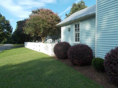 501 E Queen St, Edenton, NC 27932 - photo 5