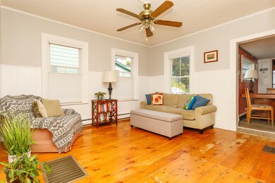 17 Crombie St, Burlington, VT 05401 - photo 2