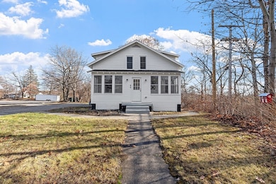 66 Clinton St, Shrewsbury, MA 01545 - photo 2