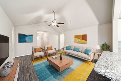 2008 W Huntsville Place, Broken Arrow, OK 74011 - photo 2