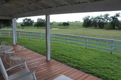 14808 Whitman Rd unit 2, Washington, TX 77880 - photo 2