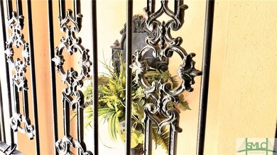 405 E Charlton St unit B, Savannah, GA 31401 - photo 3