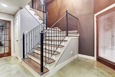 708 E 20th St, Houston, TX 77008 - photo 7